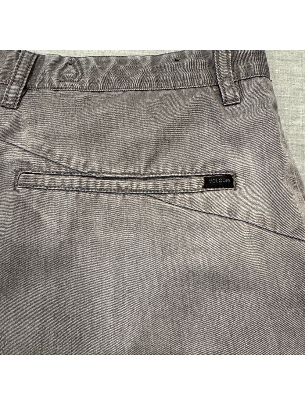 Volcom gray chino shorts - Picture 6 of 11